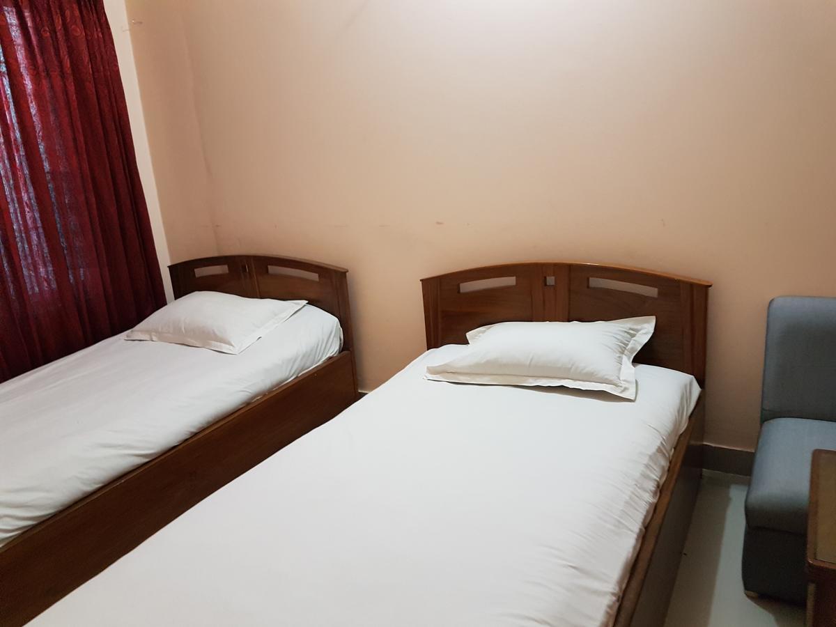 Dakhin Kattali Hotel Diamond Park מראה חיצוני תמונה