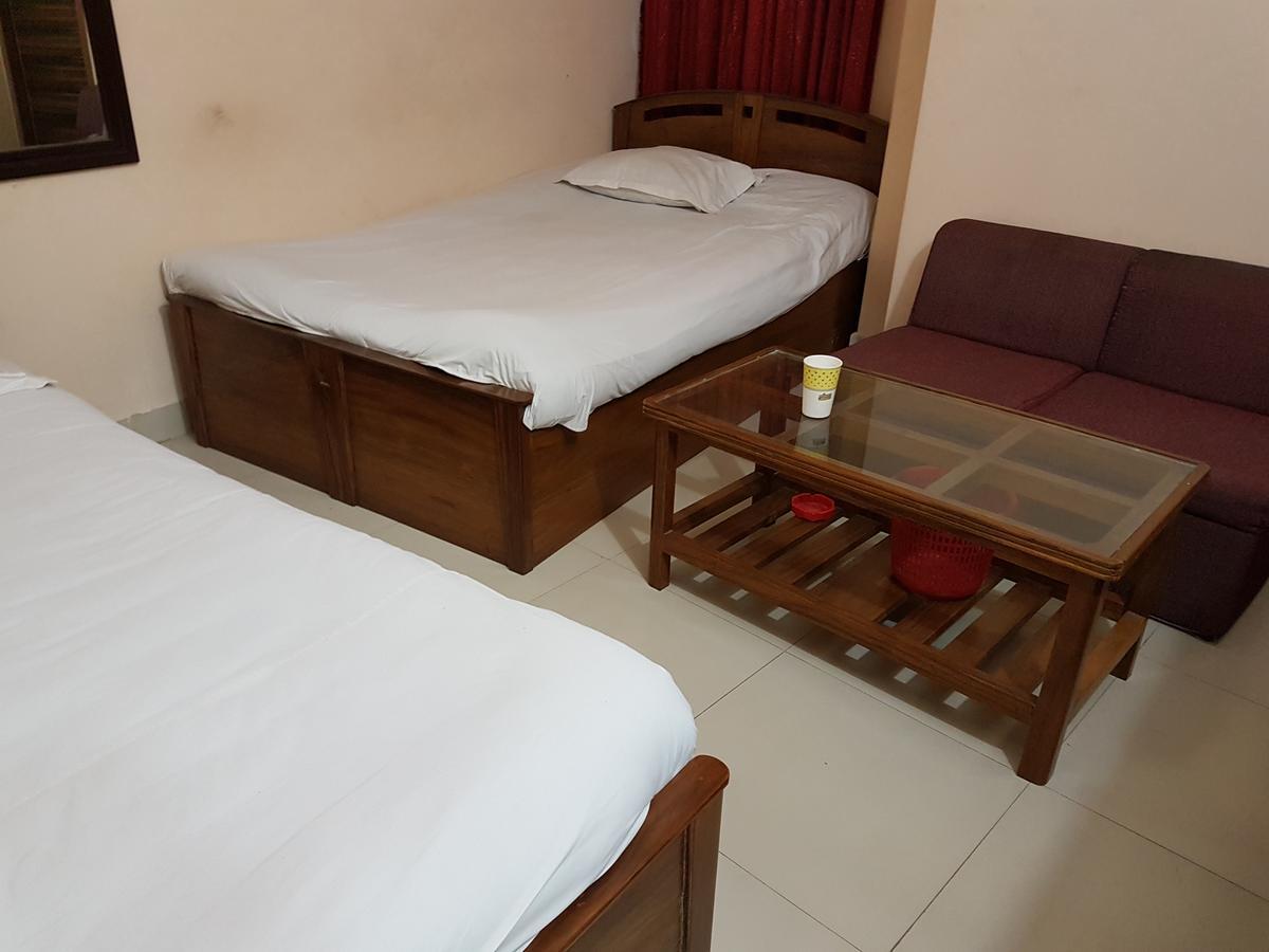 Dakhin Kattali Hotel Diamond Park מראה חיצוני תמונה