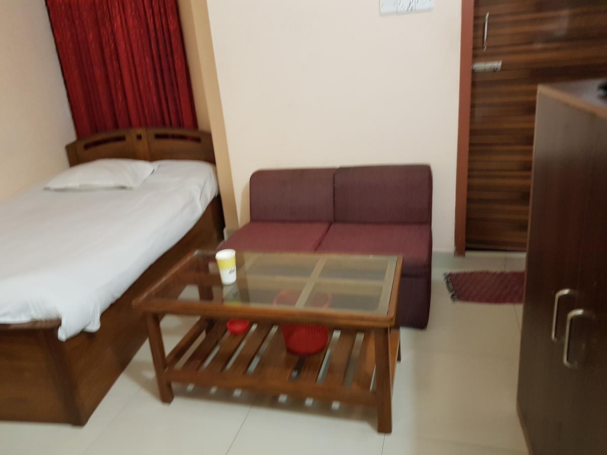 Dakhin Kattali Hotel Diamond Park מראה חיצוני תמונה